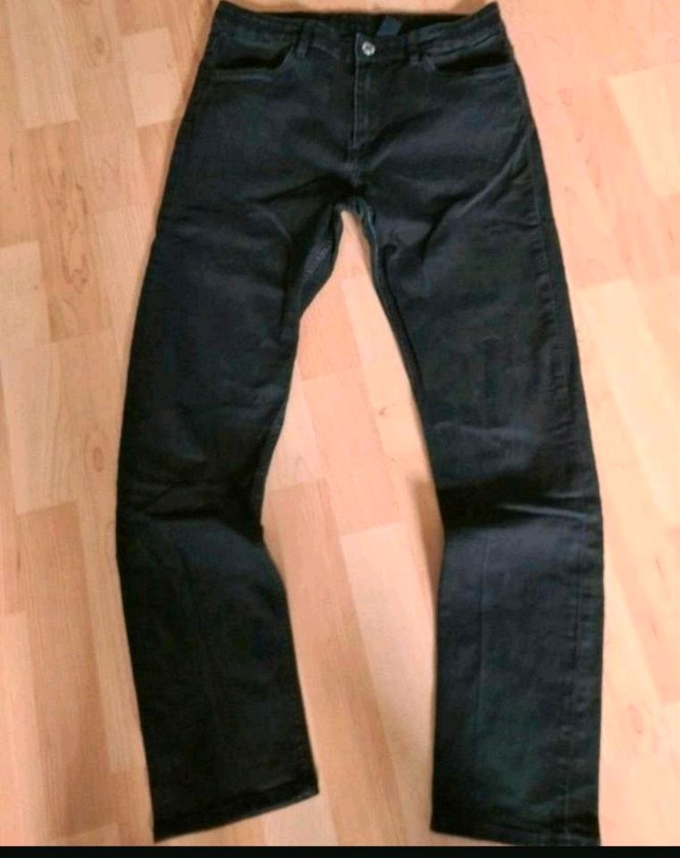 Schwarze jeanshose skinny fit Größe 164 in Horgenzell