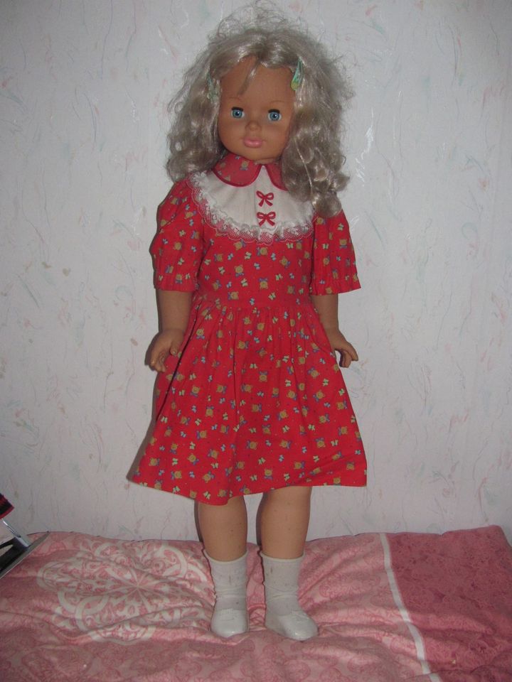 Puppe Sammlerpuppe Effe Italia Mädchenpuppe 85 cm groß blond in Bayern -  Augsburg | eBay Kleinanzeigen ist jetzt Kleinanzeigen