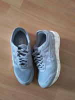 Asics Sneaker Schnürschuhe, Turnschuhe, Laufschuhe Gr. 39 Niedersachsen - Osnabrück Vorschau