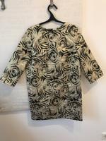 Kleid mit Jacquard Muster München - Trudering-Riem Vorschau