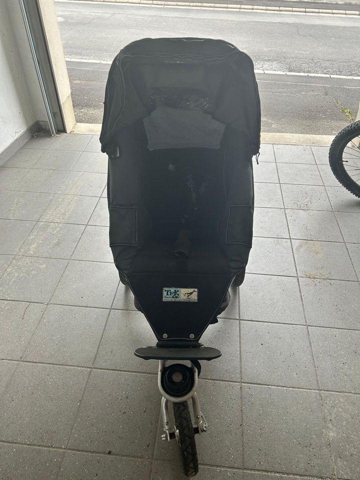 Kinderwagen: TFK Joggster in Zellingen