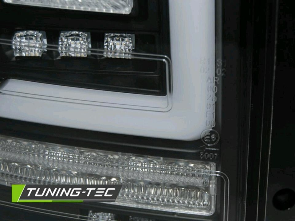 Voll Led Lightbar Rückleuchten schwarz für VW T5 Bus BJ 09 - 15 in Calden