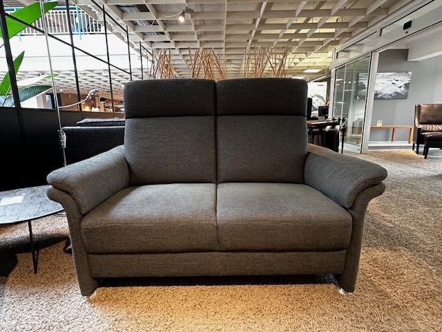2x Sofa und 1x Sessel ++ sofort verfügbar in Frielendorf