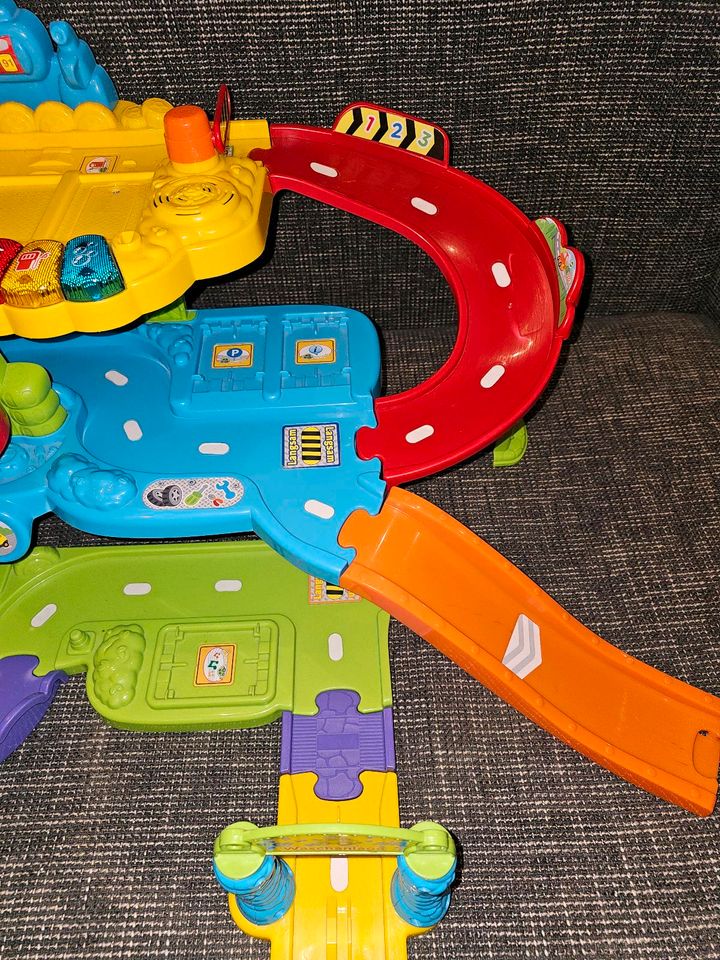 Vtech Spiel-Parkhaus Tut Tut Baby Flitzer, Parkgarage in Pulheim