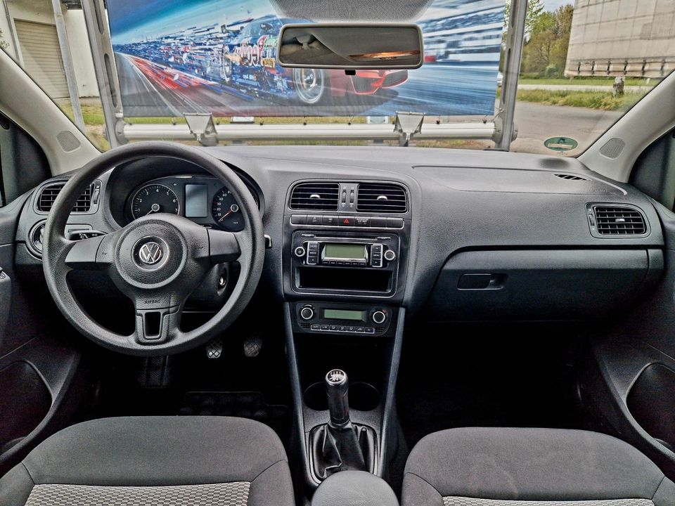 Volkswagen PoloV 1.2*Trendline*Klimaautomatik*TÜV in Bad König