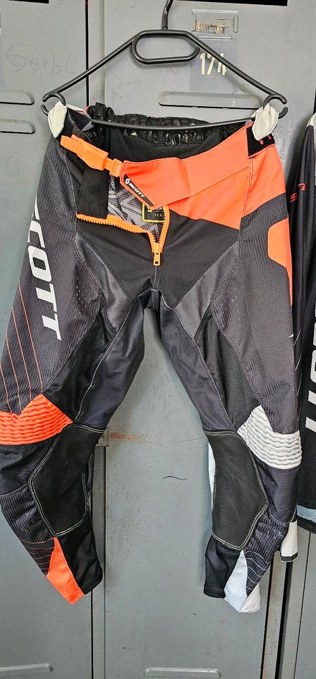 Cross Enduro Bekleidung Hose Knieprotektor Shirt Protectorweste in Gera