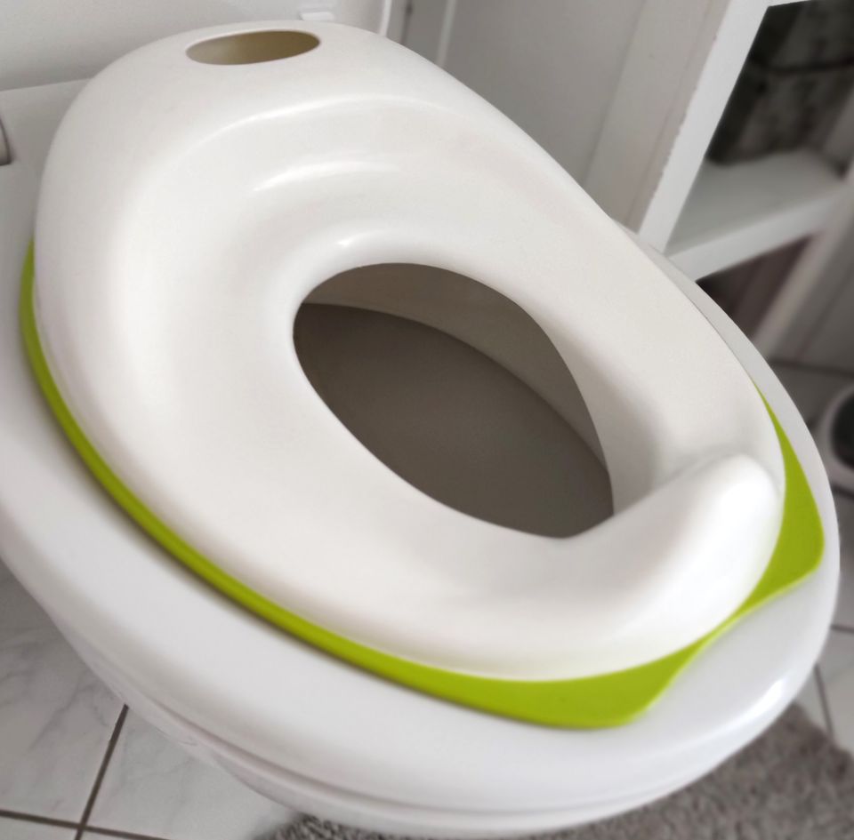 Toilettensitzerhöhung von Ikea für Kinder in Dresden