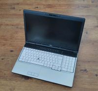 Laptop Fujitsu Siemens Lifebook E751, Dockingstation, 60GB+750GB Wandsbek - Hamburg Rahlstedt Vorschau