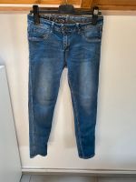 Jeans Wendehose Dunkelblau / Blau mit Animalprint Größe 36 Baden-Württemberg - Reichartshausen Vorschau