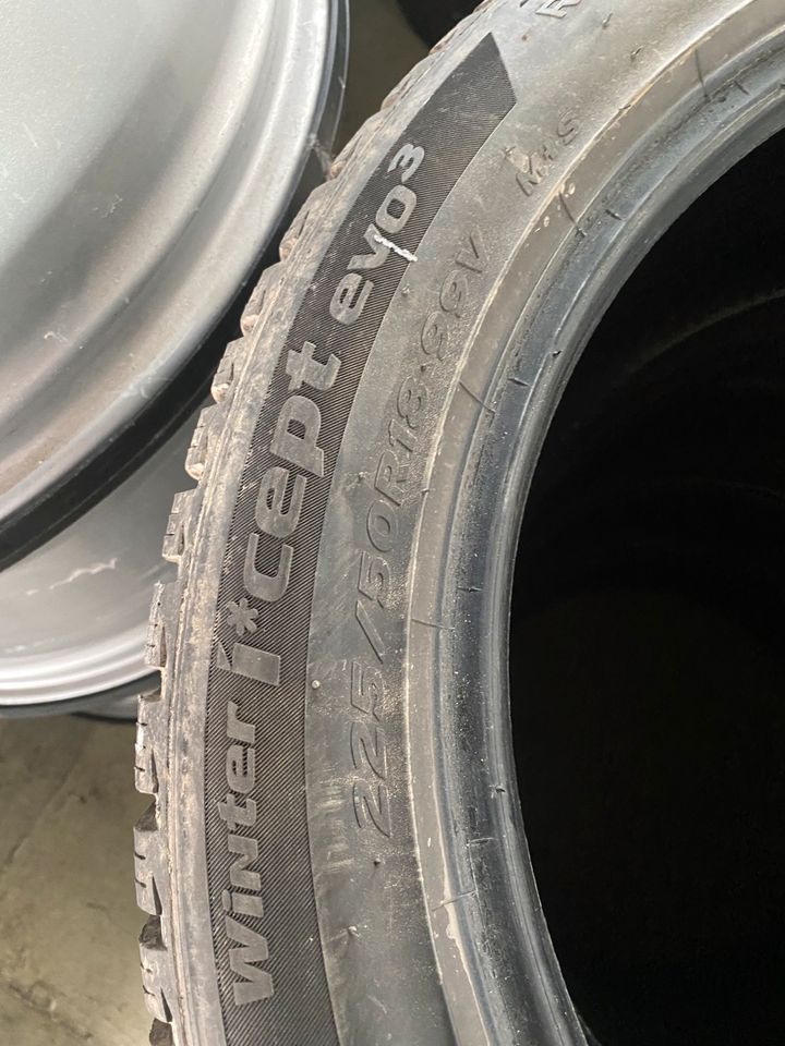 4x Winterreifen Hankook 225/50/18 DOT 2020 in Recklinghausen