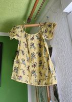 Bluse Lochstickerei NEUW 36 S zart gelb Blumenmuster Hängeträger Leipzig - Dölitz-Dösen Vorschau