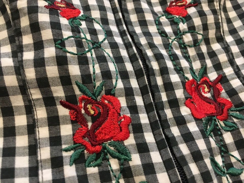 Dirndl ⭐️ Oktoberfest ⭐️ Kleid Gr. XS / 34 Landhaus schwarz rot in Kastellaun