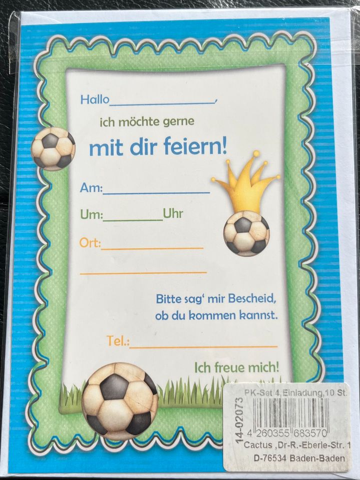 Verschiedene Einladungskarten Thema Fußball in Köln