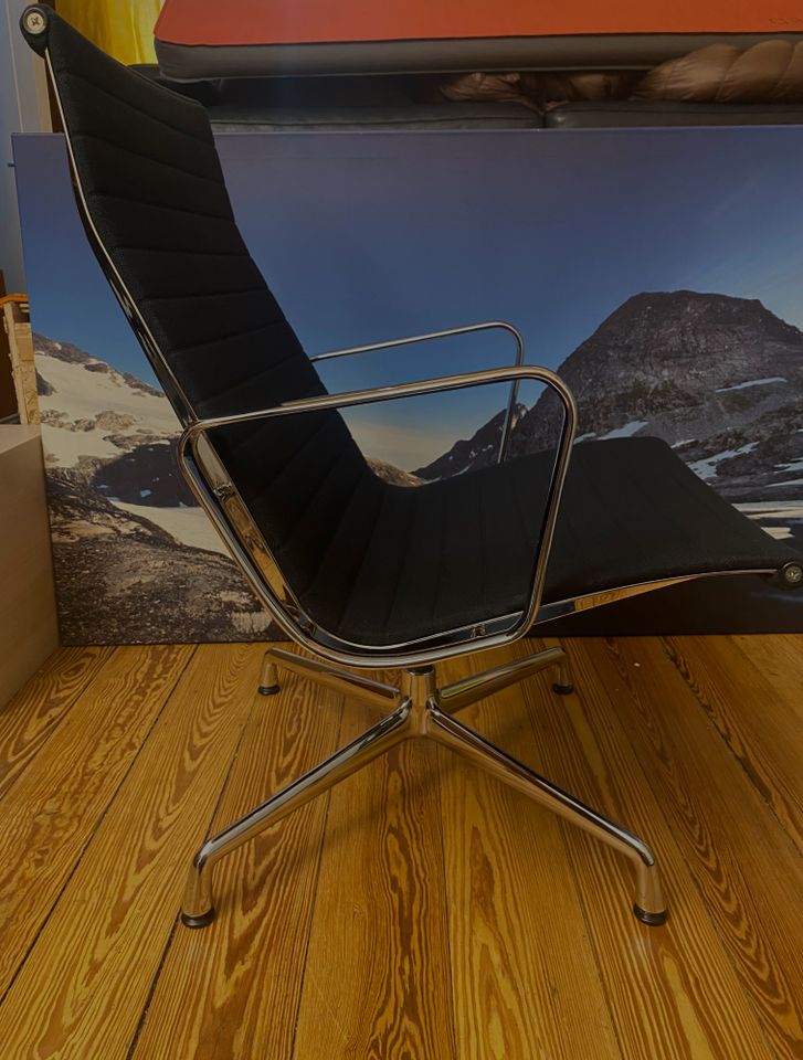 NP 2530 Euro: Original Vitra Eames EA 116 115 Lounge Chair Miller in Hamburg