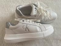 Calvin Klein Jeans Sneaker – White/Silver – Größe 38 Bayern - Ingolstadt Vorschau