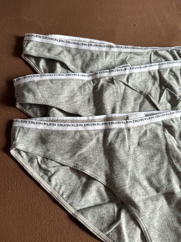 CALVIN KLEIN Damen-Unterhosen „L“ 7x als Set UNGETRAGEN NEU in Wiesbaden