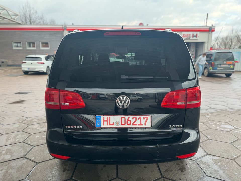 Volkswagen Touran 2.0 TDI Highline 7 Sitzer in Lübeck