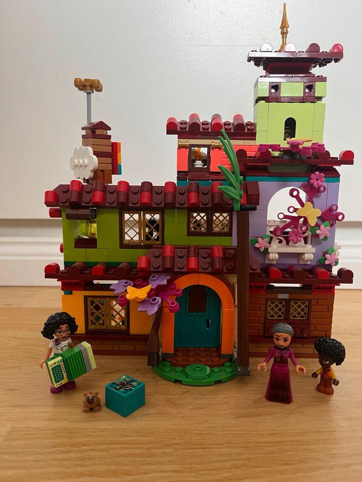 Lego Friends 43202 Disney Encanto „Haus der Madrigals“ in Quickborn