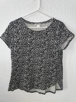Shirt H&M Basic Gr. S schwarz weiß floraler Print allover Dresden - Neustadt Vorschau