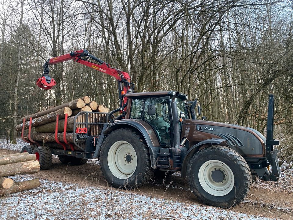 Holztransport, Holzrücken, Rückewagen, Forstarbeiten in Heidenheim Mittelfr