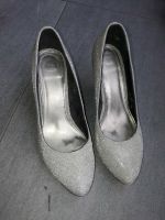 Da-Highheels "Minozzi" Gr. 39, silber-glitzernd, sgt. erhalten Baden-Württemberg - Welzheim Vorschau