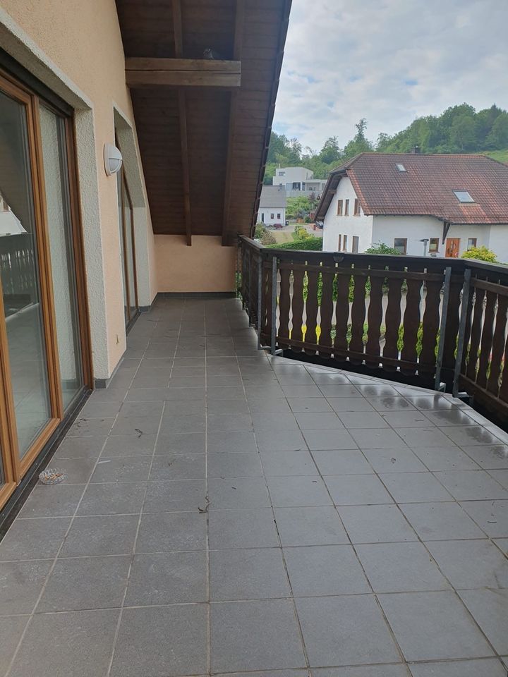 3ZKB  Dachgeschosswohnung in Nunkirchen in Weiskirchen