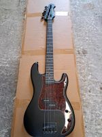 Bass Gitarre mit Verstärker  (Harley Benton) Nordrhein-Westfalen - Rheine Vorschau