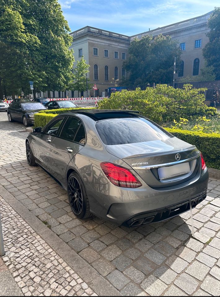 C63 S | Facelift voll Carbon | Sportwagen Mieten | Hochzeitsauto in Berlin
