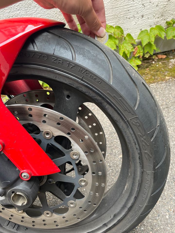 Ducati Monster 696 ohne ABS in Stuttgart
