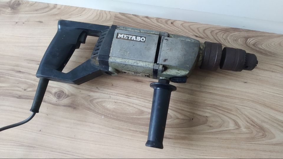 Metabo Schlagbohrmaschine Bohrmaschine Bosch GBH 2-28 Bohrhammer in Castrop-Rauxel
