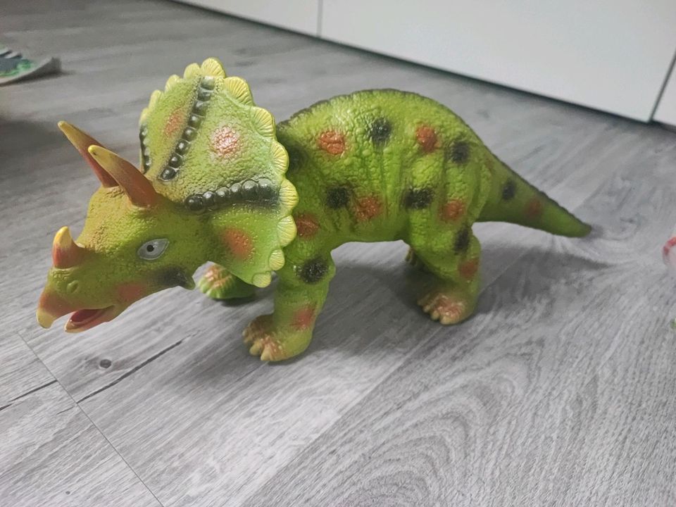 Dinosaurier mit Geräusch in Munster