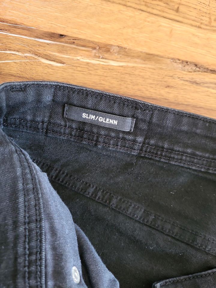 Jack&Jones Jeans, 33/32, schwarz,neuwertig in Erlensee