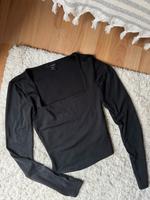 Amisu Langarmshirt Longsleeve Größe XS Nordrhein-Westfalen - Mettmann Vorschau