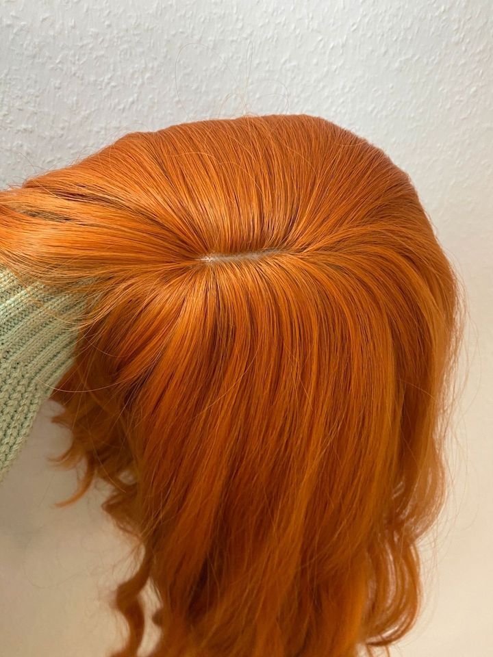 Perücke orange wellig gelockt weich hochwertig Cosplay Damen Wig in Essen