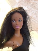 Superschöne Barbiedame mit weichem dicken schwarzen Haaren Schleswig-Holstein - Tüttendorf Vorschau