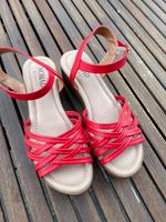 Rote Sandalen Gr. 36 Sachsen - Geyer Vorschau