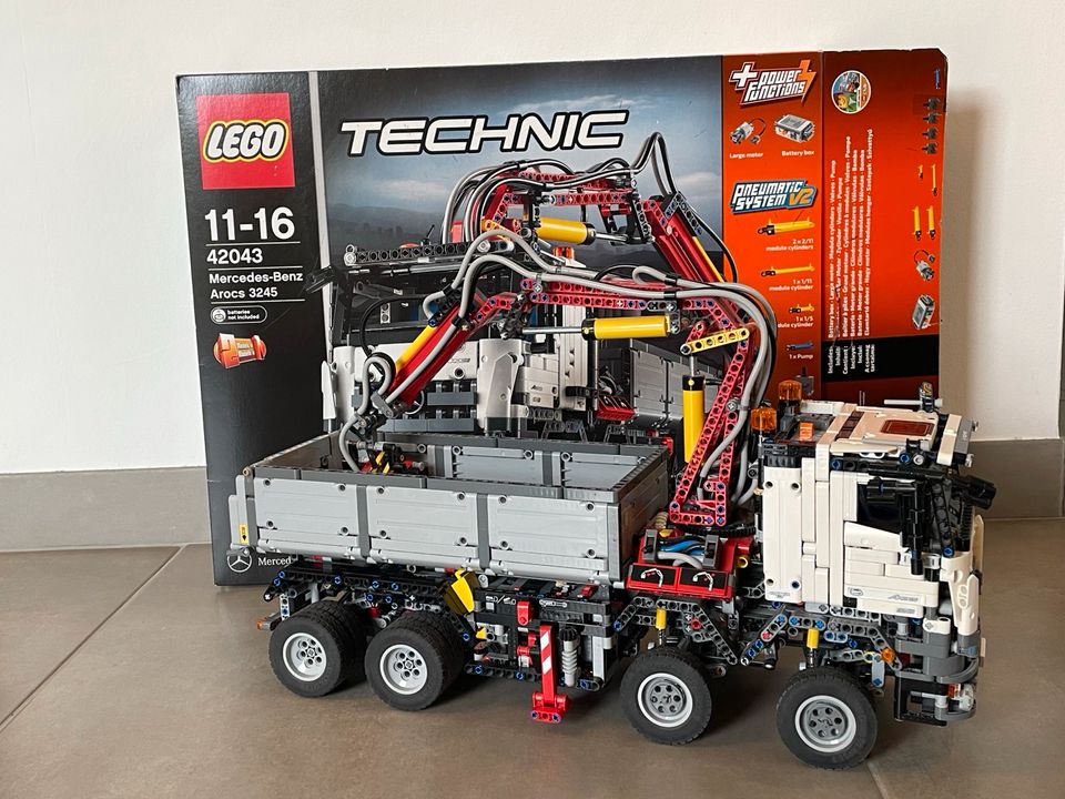 Lego Technic , Technik 42043 Mercedes-Benz Arocs 3245 in Euskirchen