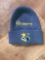 Schöne Mütze Wollmütze Hogwarts Harry Potter Gr. 110/122 H&M Düsseldorf - Bilk Vorschau
