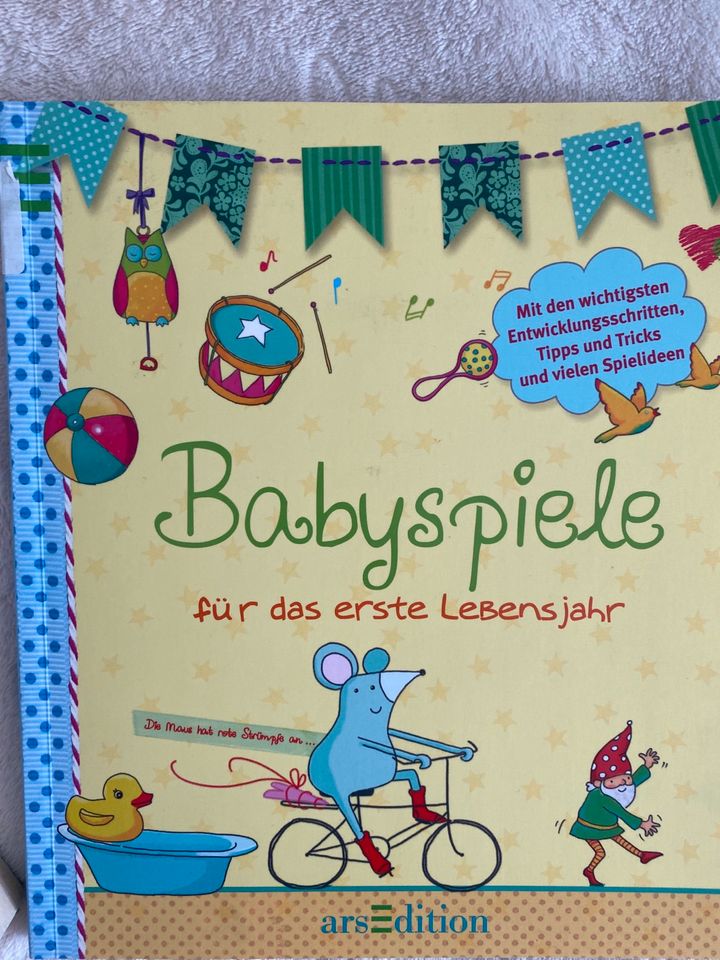 Babybücher 1 Lebensjahr ✅ Set mit Versand in Berlin