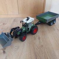 Buder 02182 Fendt 209S Traktor Frontlader und Bordwandanhänger Sachsen - Klipphausen Vorschau