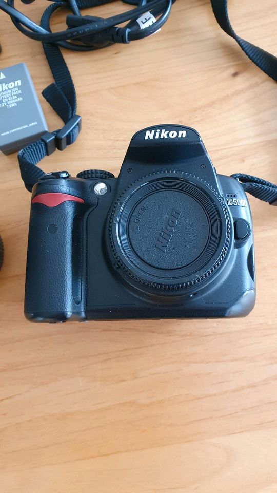 Nikon D5000, Objektiv 18-200 mm in Rottenburg am Neckar