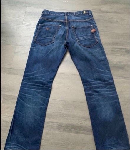 G-Star Herren Jeans RAW Denim W 33 L 34 Dunkelblau in Edewecht