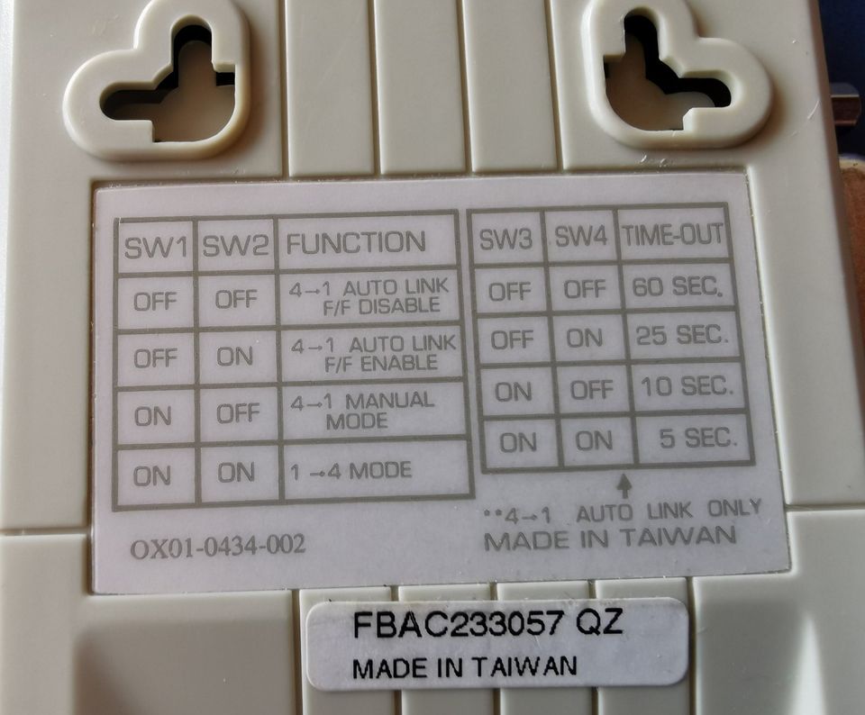 Aten AS-154P 4-Way Parallel DB25 Reversible Switch PN JYXAS-154P in Wörth an der Isar