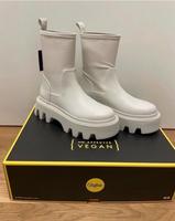 Neue Boots Flora Sockboot Buffalo (40) Stiefel Stiefeletten Boots Hannover - Misburg-Anderten Vorschau