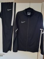 NIKE Trainingsanzug Gr. L Nordrhein-Westfalen - Leverkusen Vorschau