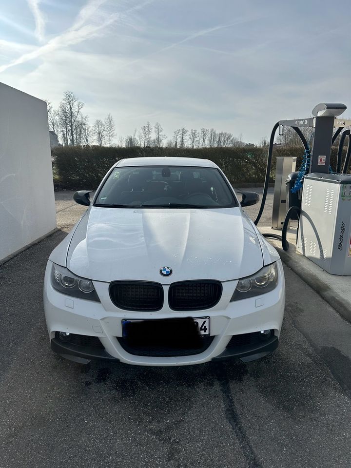 BMW 320d E90 LCI //M-Paket//Fernlichassistent//Voll in Landau a d Isar