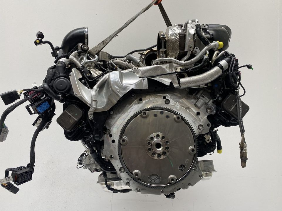 Motor Komplett  Audi SQ7 4.0tdi V8 435ps bj2019 code CZA in Kleve