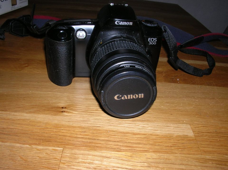 Canon EOS 500 Spiegelreflex-Set analog, neuwertig, m.viel Zubehör in Mannheim