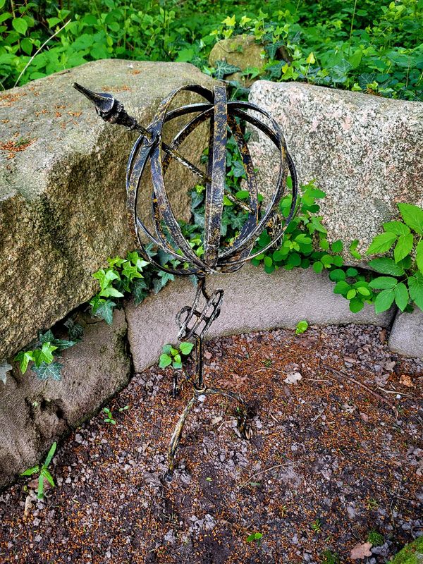 Vintage Sonnenuhr Schmiedeeisen Ringsonnenuhr Gartendeko NEU/PAYP in Solingen