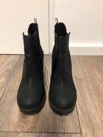 Halbhohe Stiefel Berlin - Reinickendorf Vorschau
